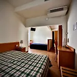 Hotell Ponte Molo 3*