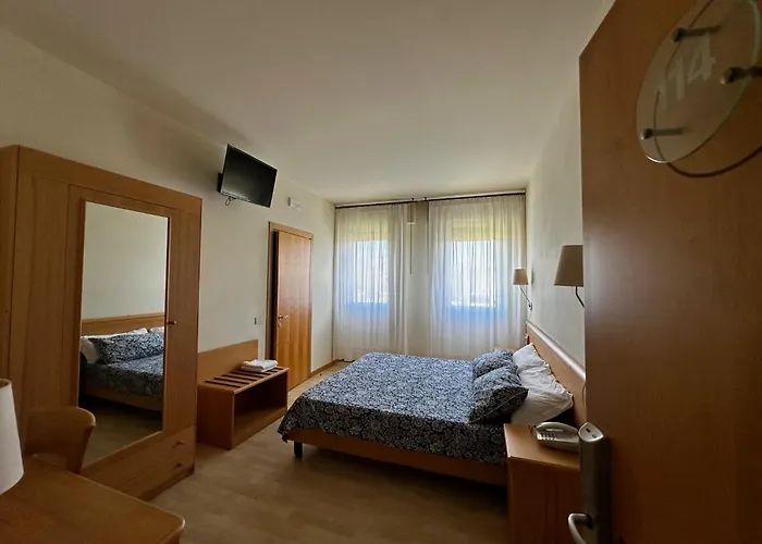 Ponte Molo 3* Porto Tolle