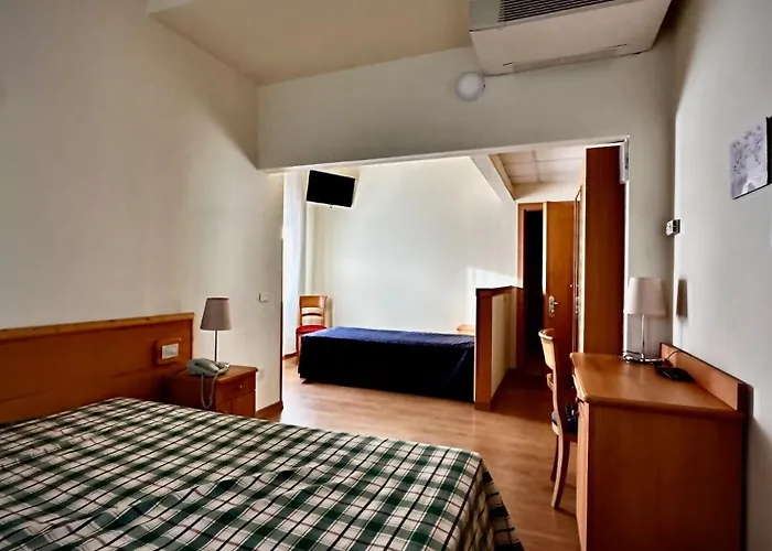 Szálloda Ponte Molo 3*